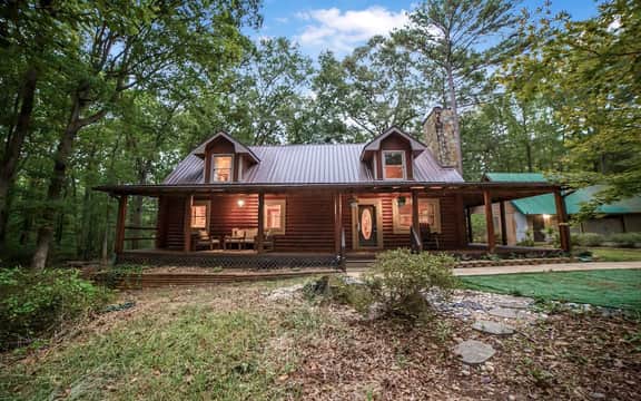 Private Luxury Cabin w/ Hot Tub, Fire Pit & Sauna